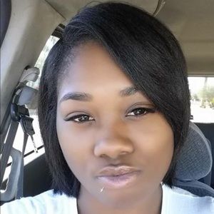 Meet your Posher, Lavette